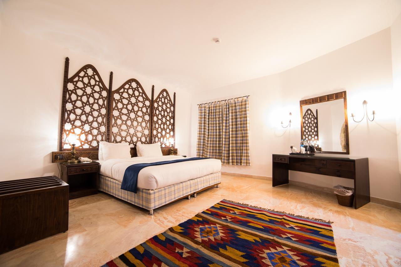 The Old Village & 5* Wadi Musa